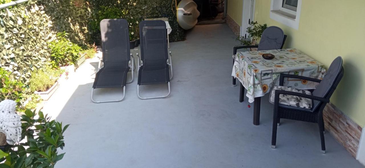 K&K Lägenhet Kostrena Exteriör bild
